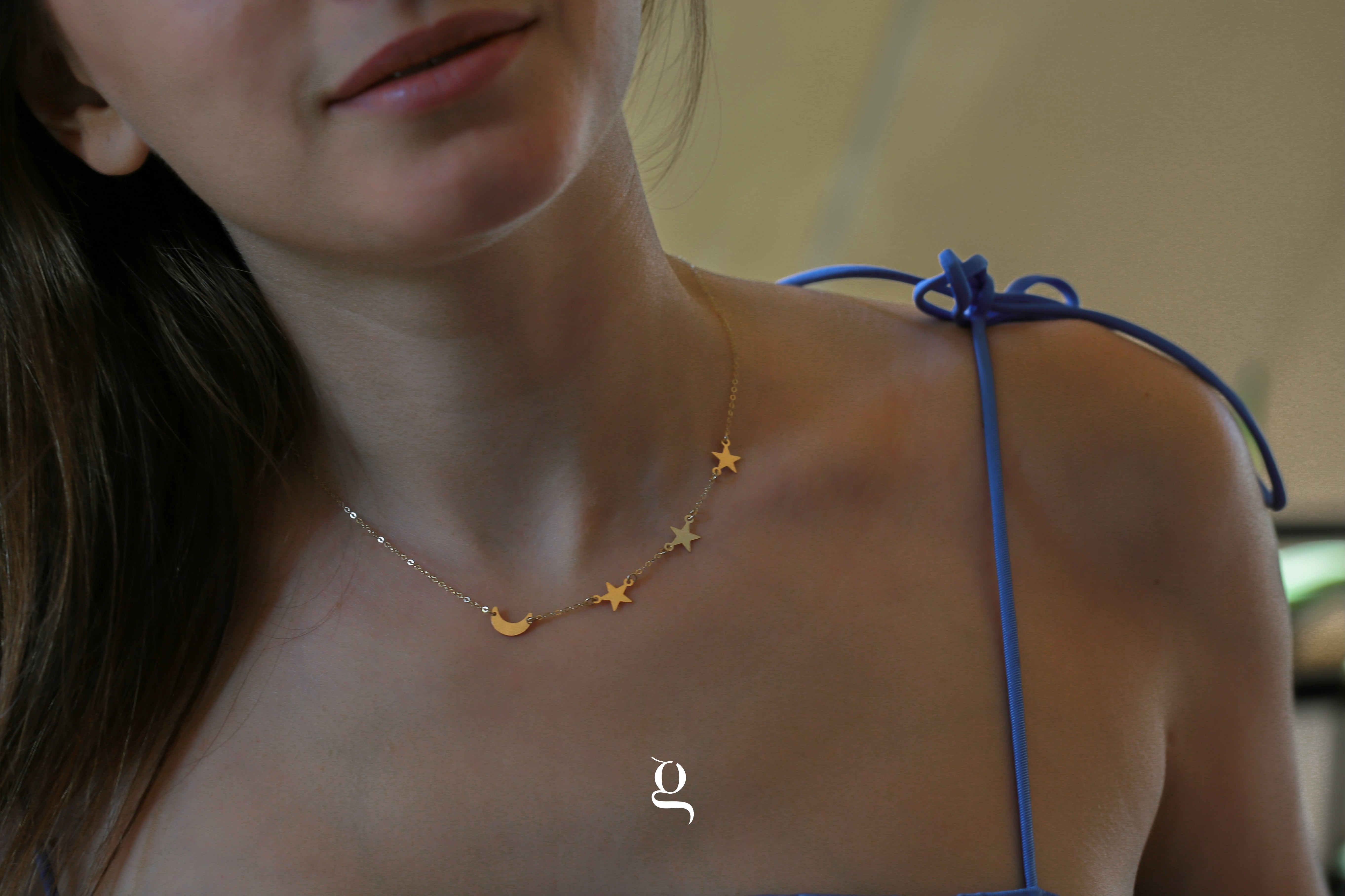 Moon & her Stars Necklace - Goldside Jewelry