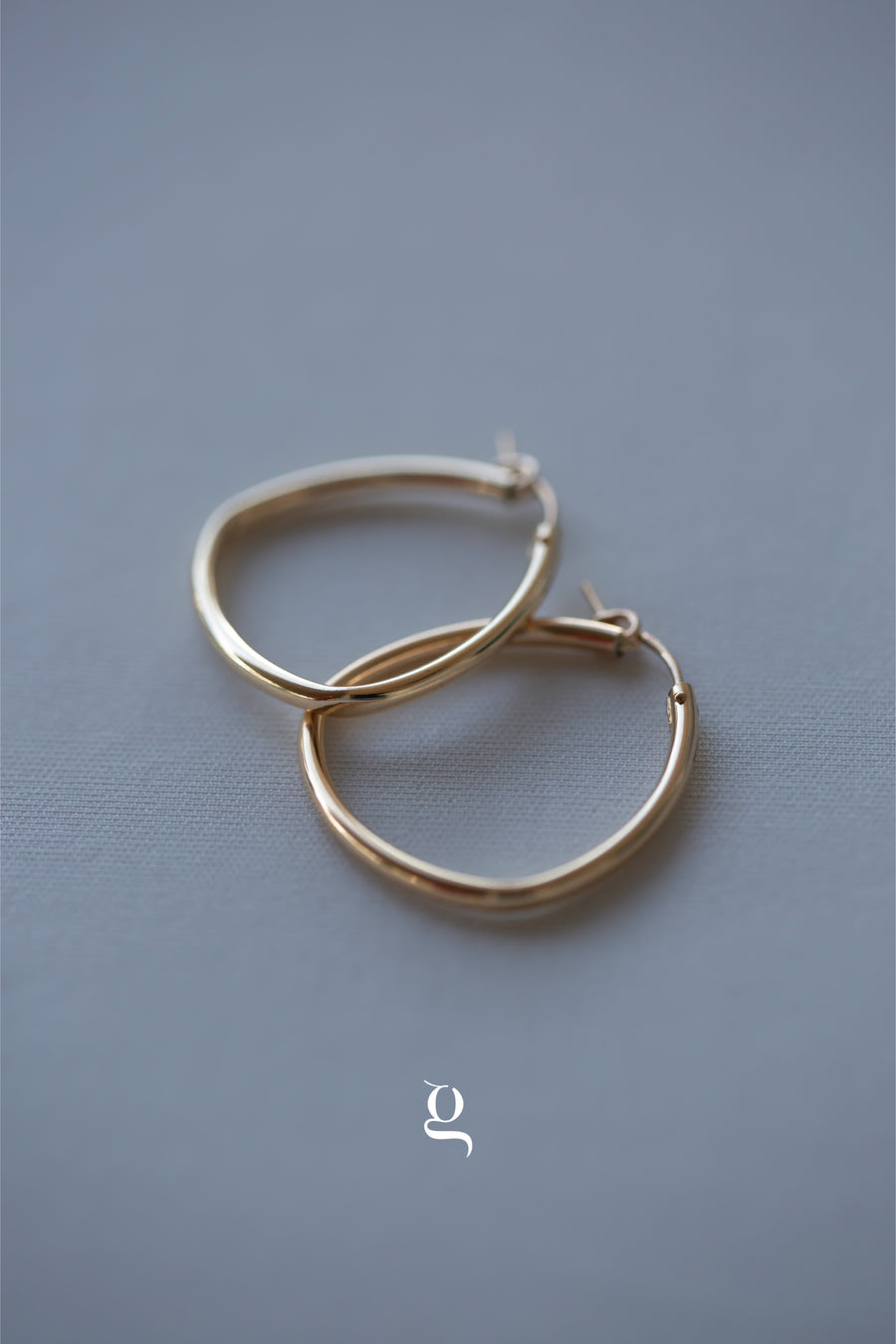 Triangular Hoop Earrings - Goldside Jewelry