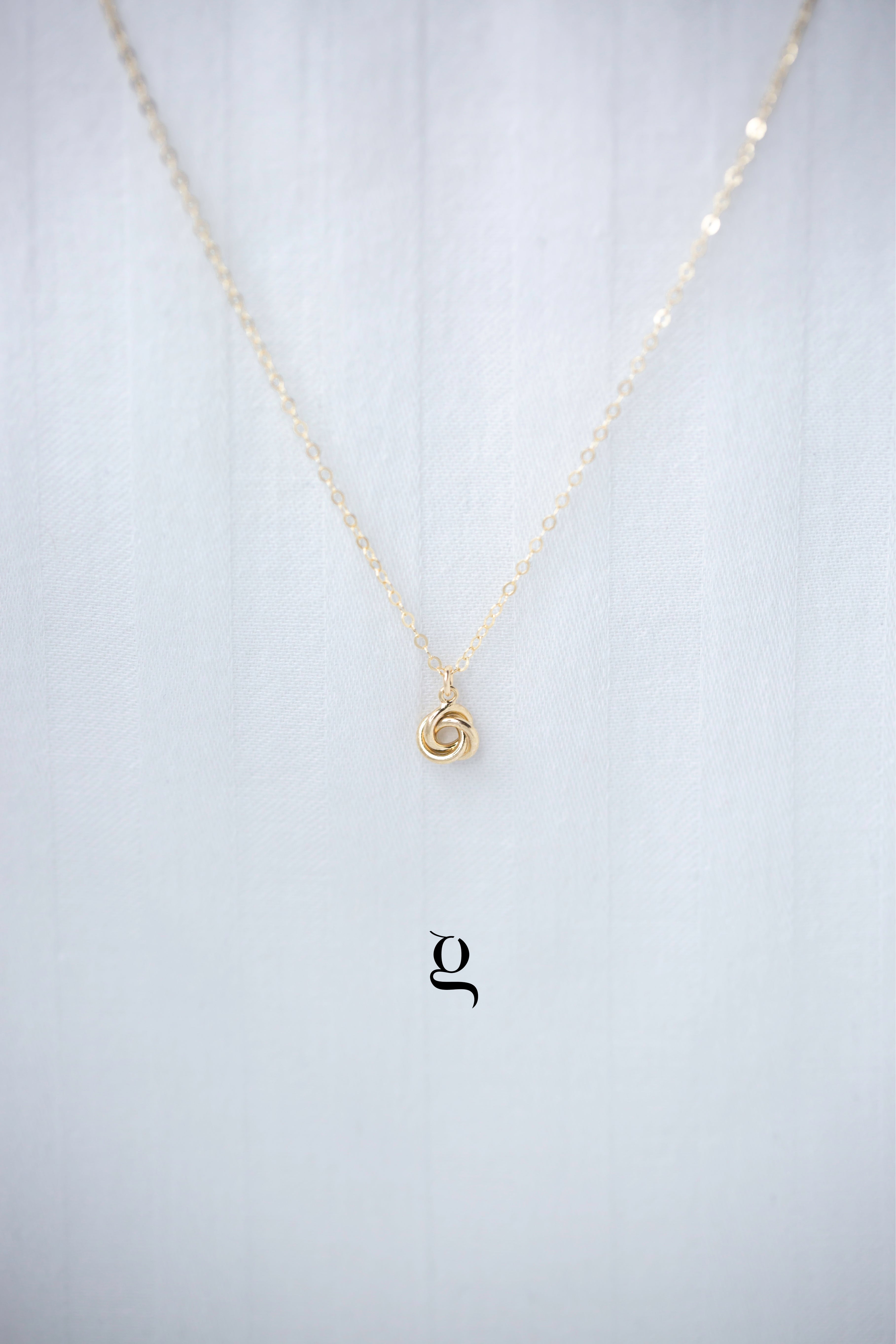 Knot Necklace - Goldside Jewelry