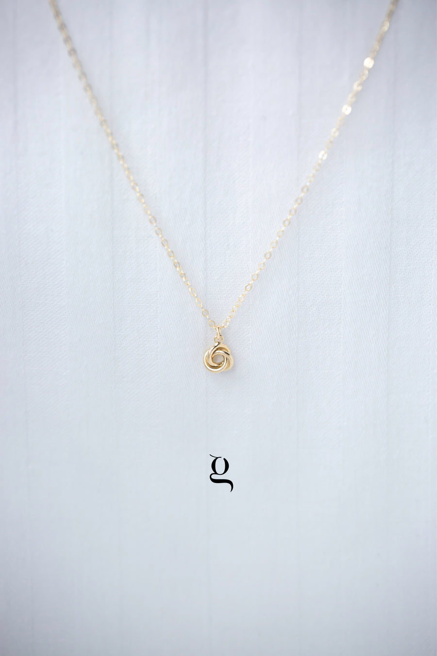 Knot Necklace - Goldside Jewelry