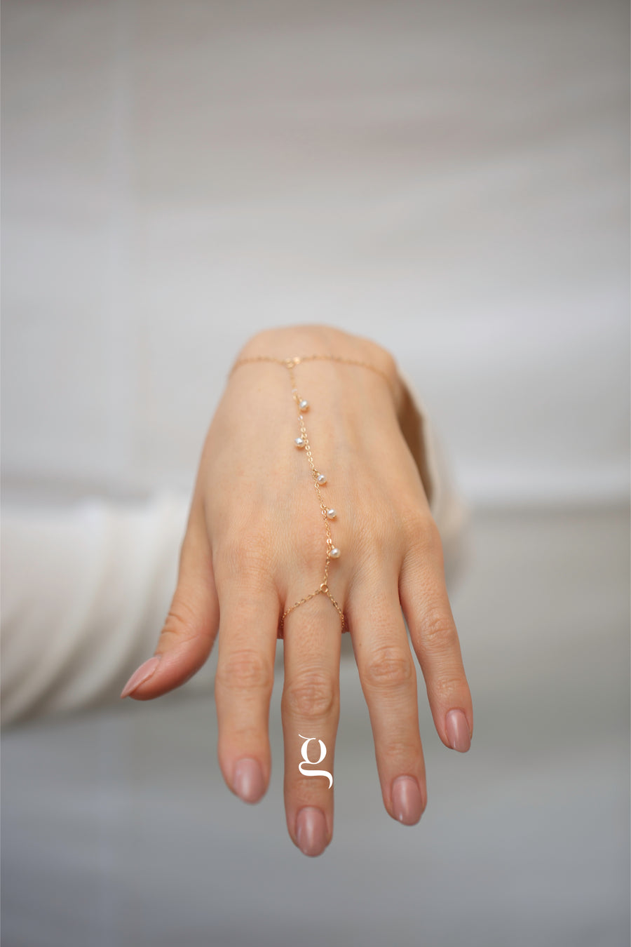 Venus Hand Chain - Goldside Jewelry