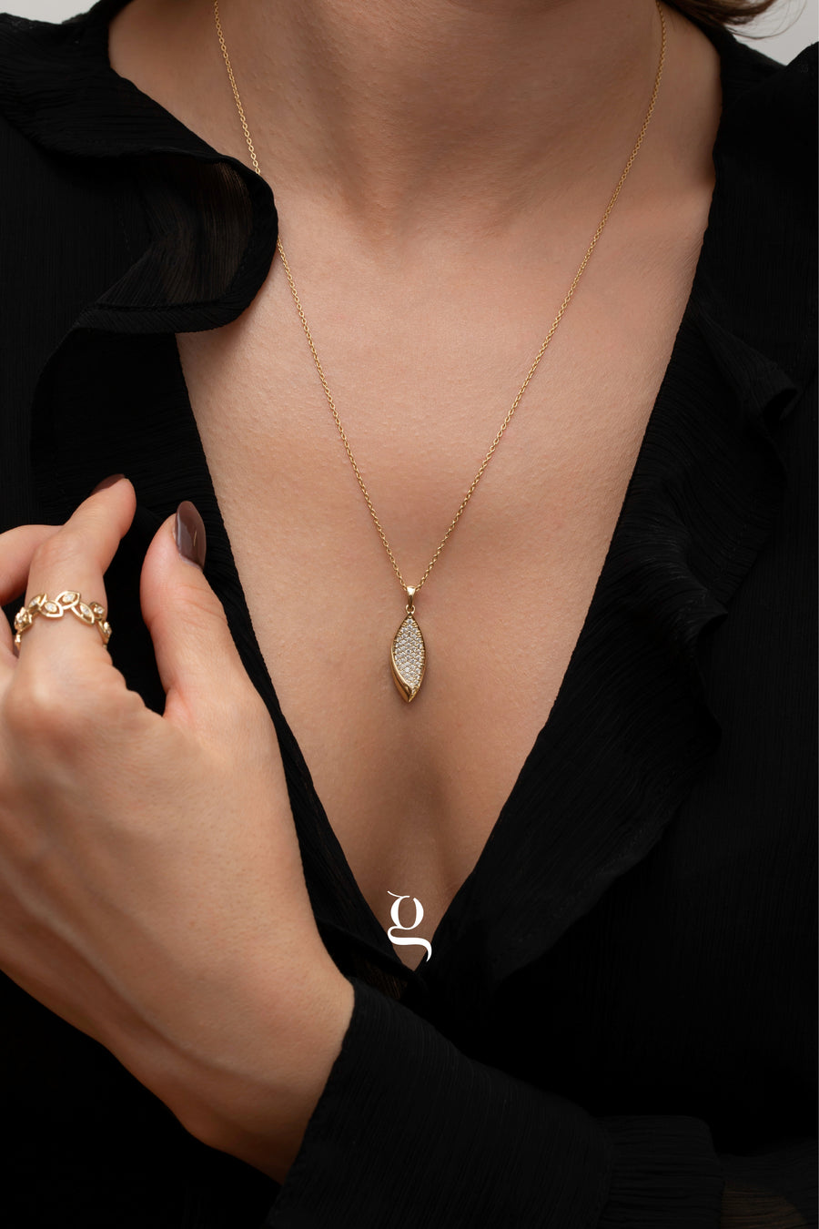 Elara Necklace