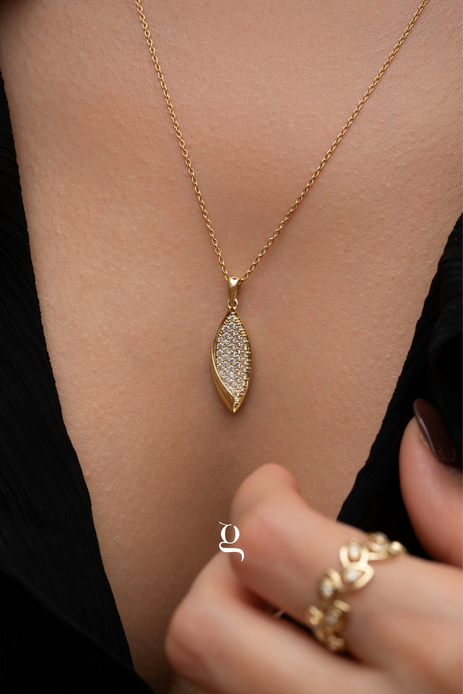 Elara Necklace
