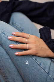 Solenne Band Ring