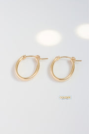 Oval Hoops - Goldside Jewelry