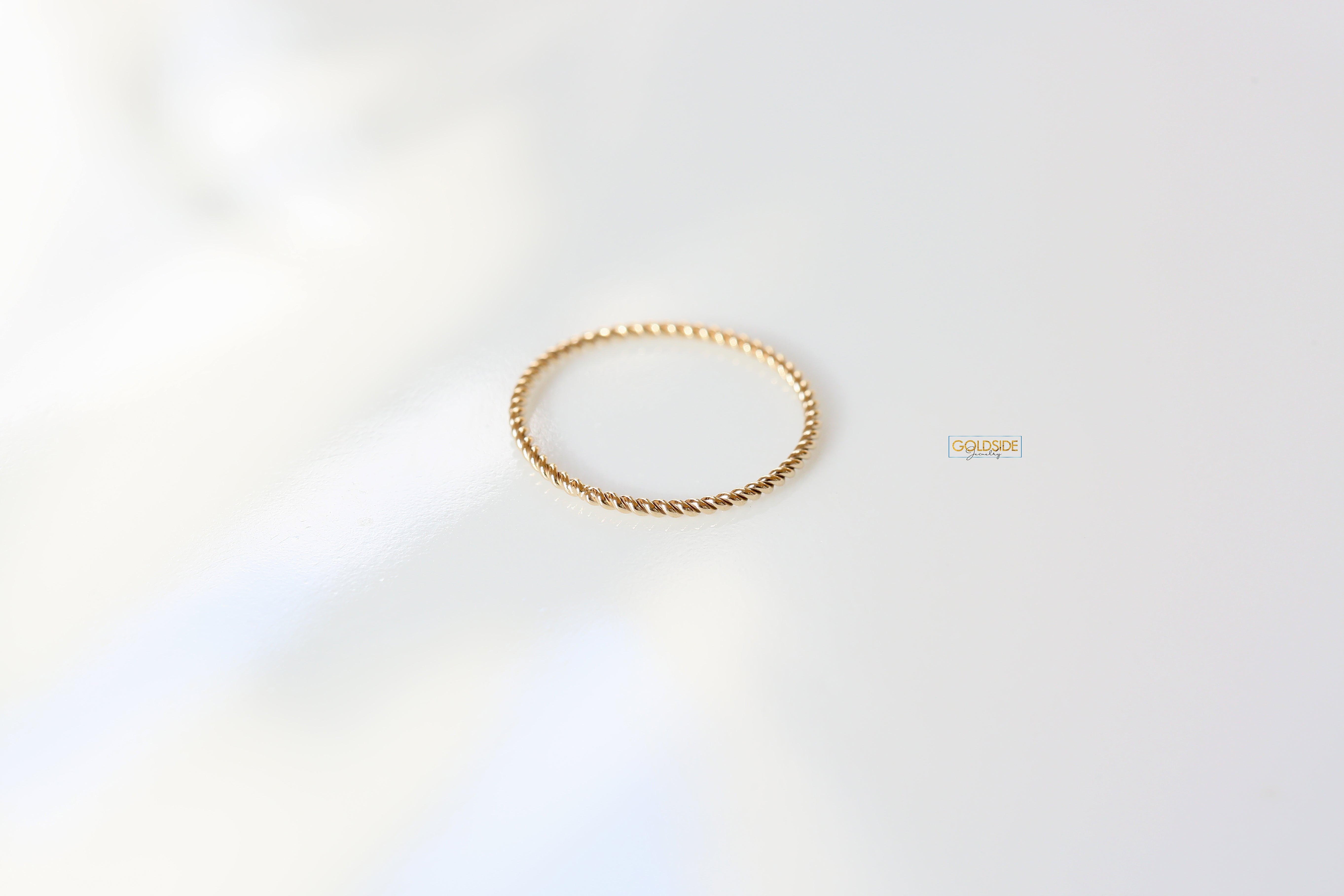 Thin Braid Ring - Goldside Jewelry