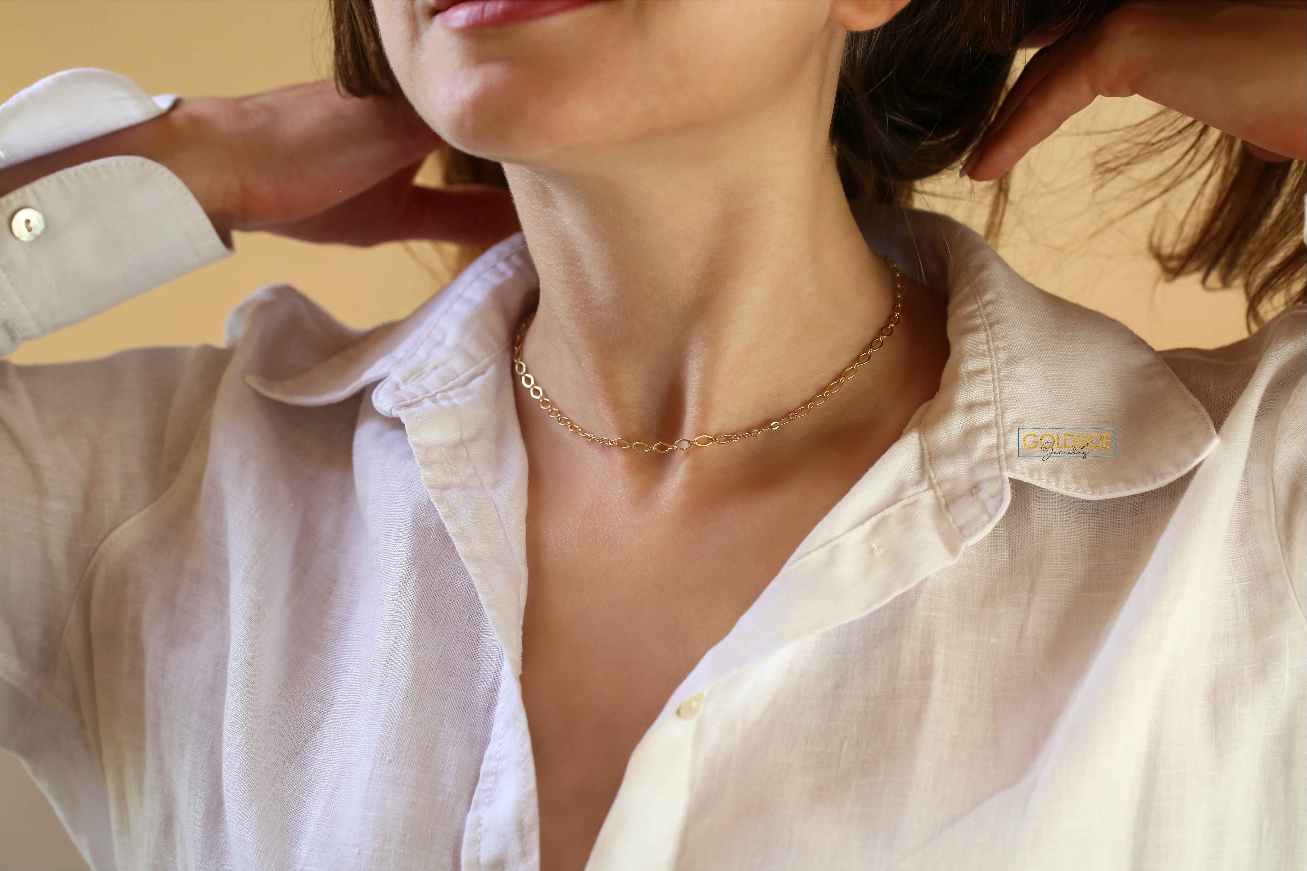 Manhattan Choker
