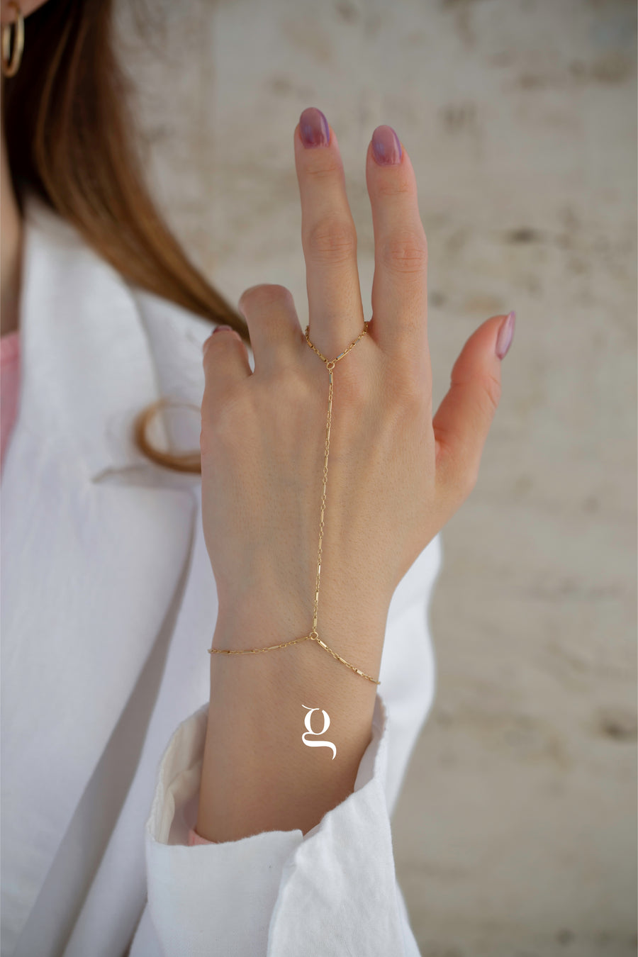 Helia Hand Chain