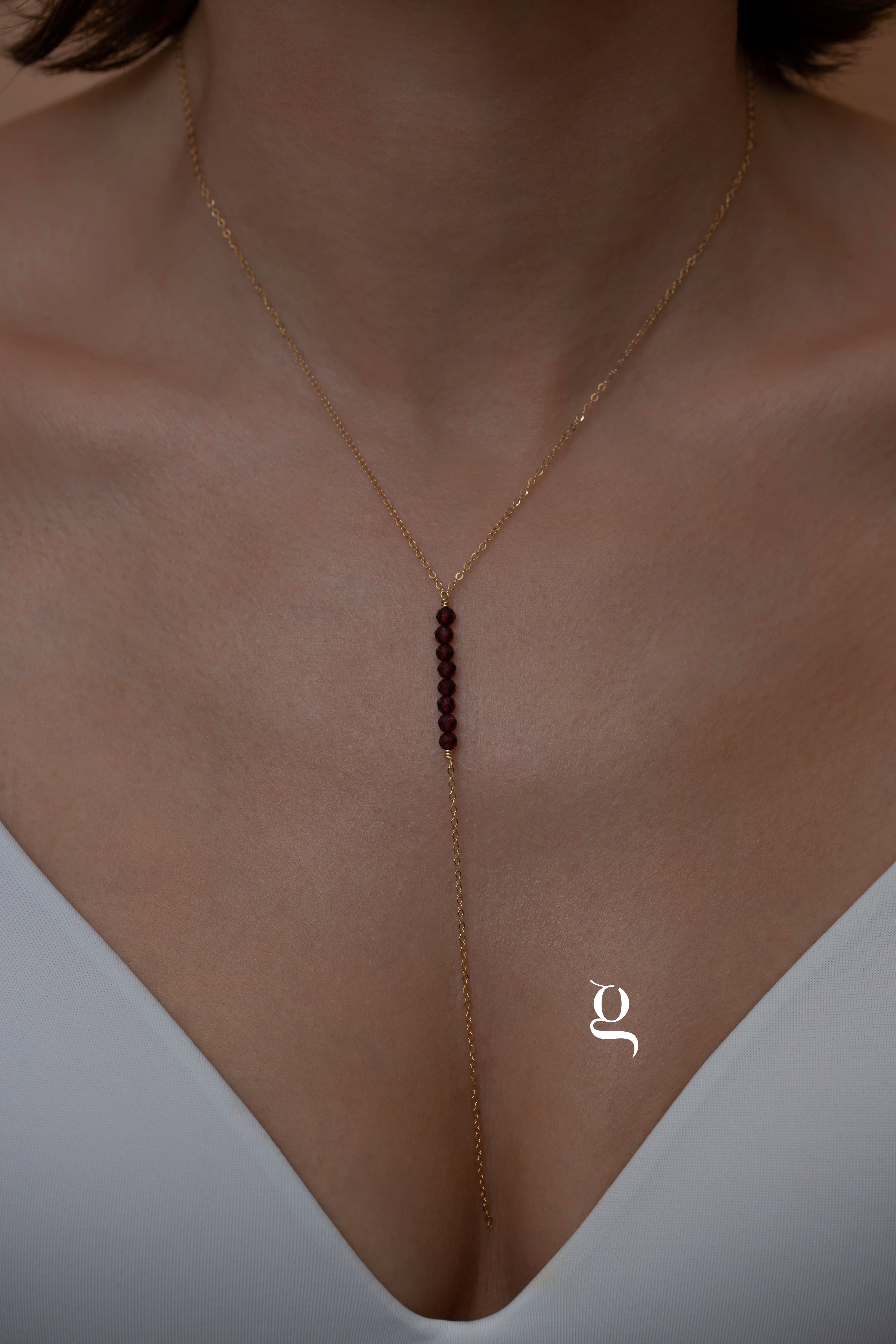 Garnet Lariat Necklace - Goldside Jewelry