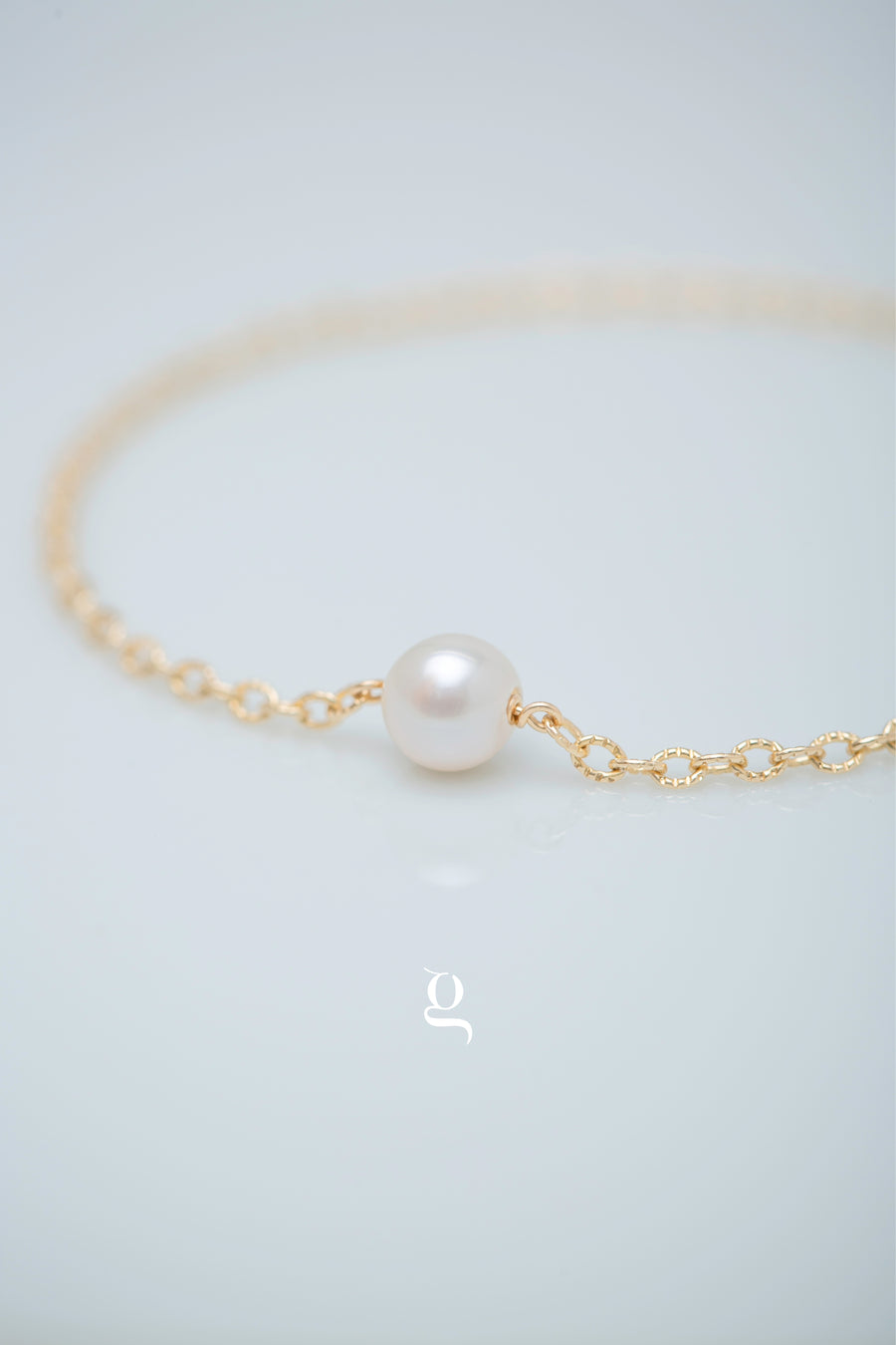 Single Pearl Bracelet