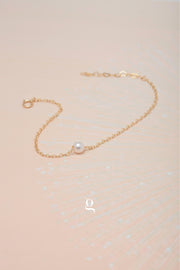 Single Pearl Bracelet