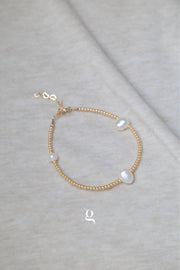 Pearl & 2 mm Gold Ball Bracelet