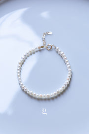 Avel Pearl Bracelet