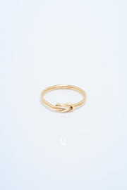 Everlasting Knot Ring