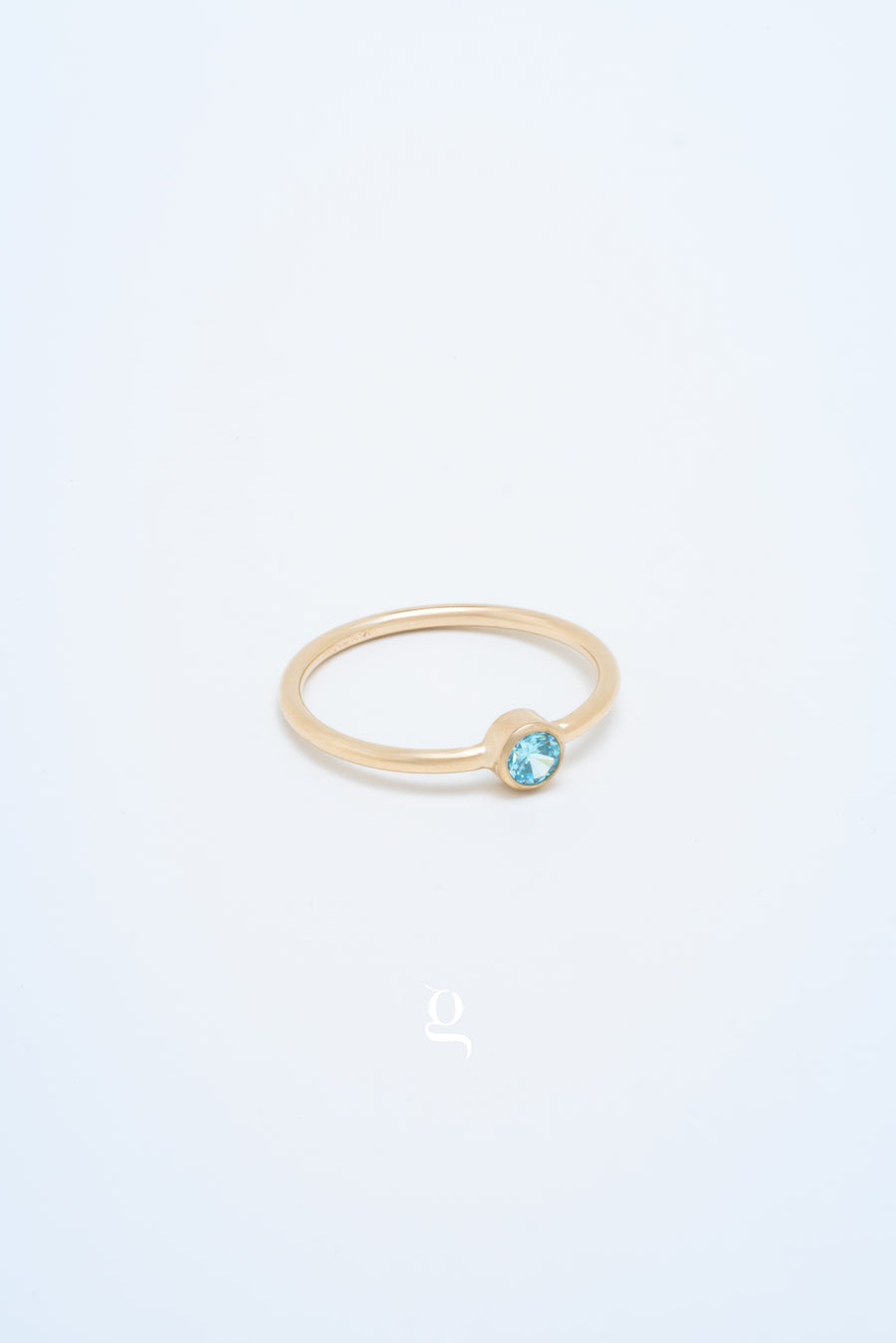 Vivid Essence Rings