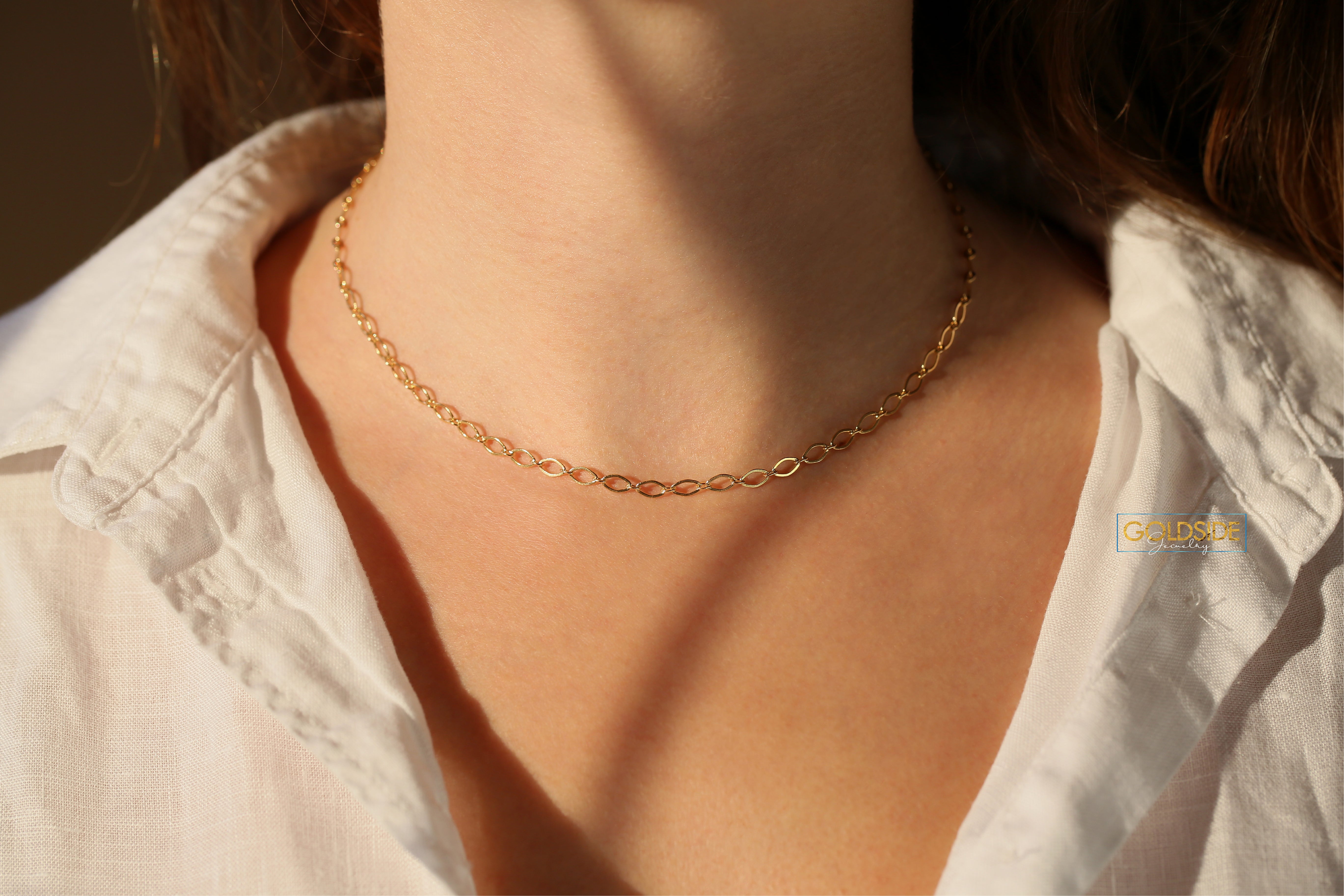 Manhattan Choker