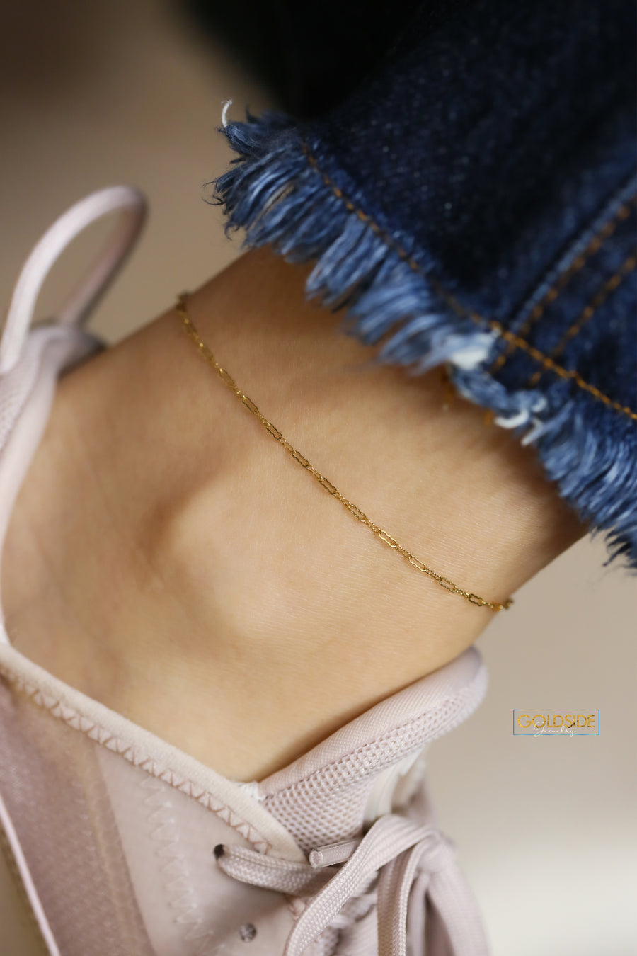 Minimal Anklet